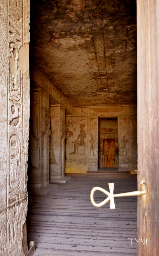 Key Nefertari Temple